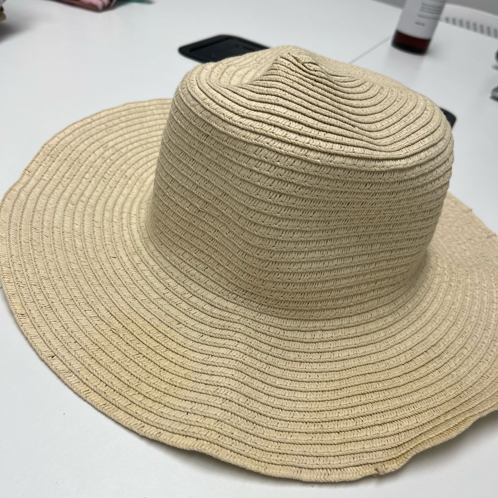 H&M hat